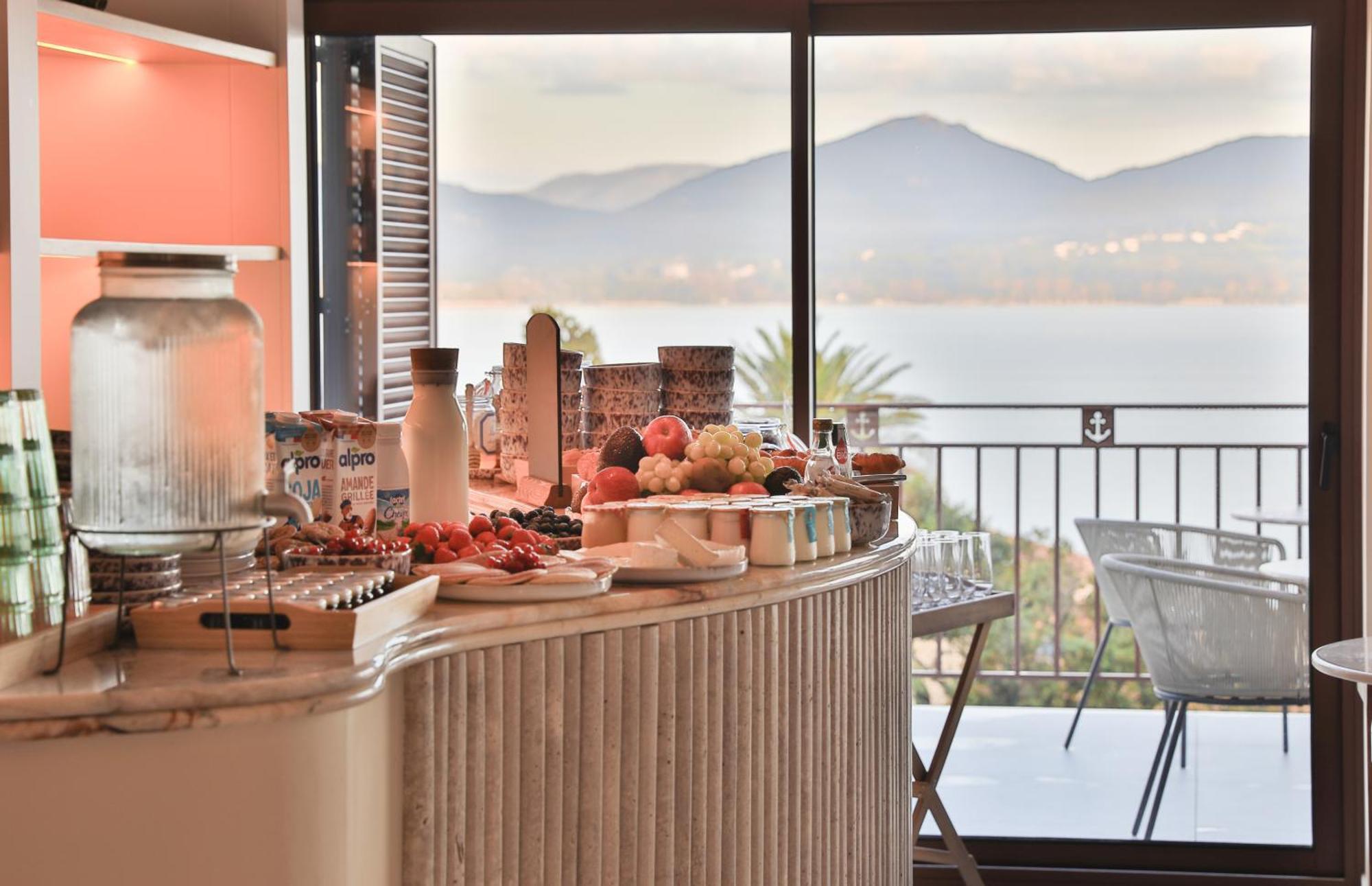 Hotel Tinah Saint-Tropez Zewnętrze zdjęcie