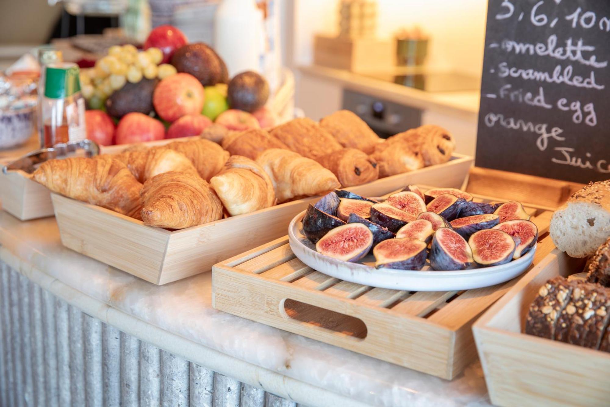 Hotel Tinah Saint-Tropez Zewnętrze zdjęcie