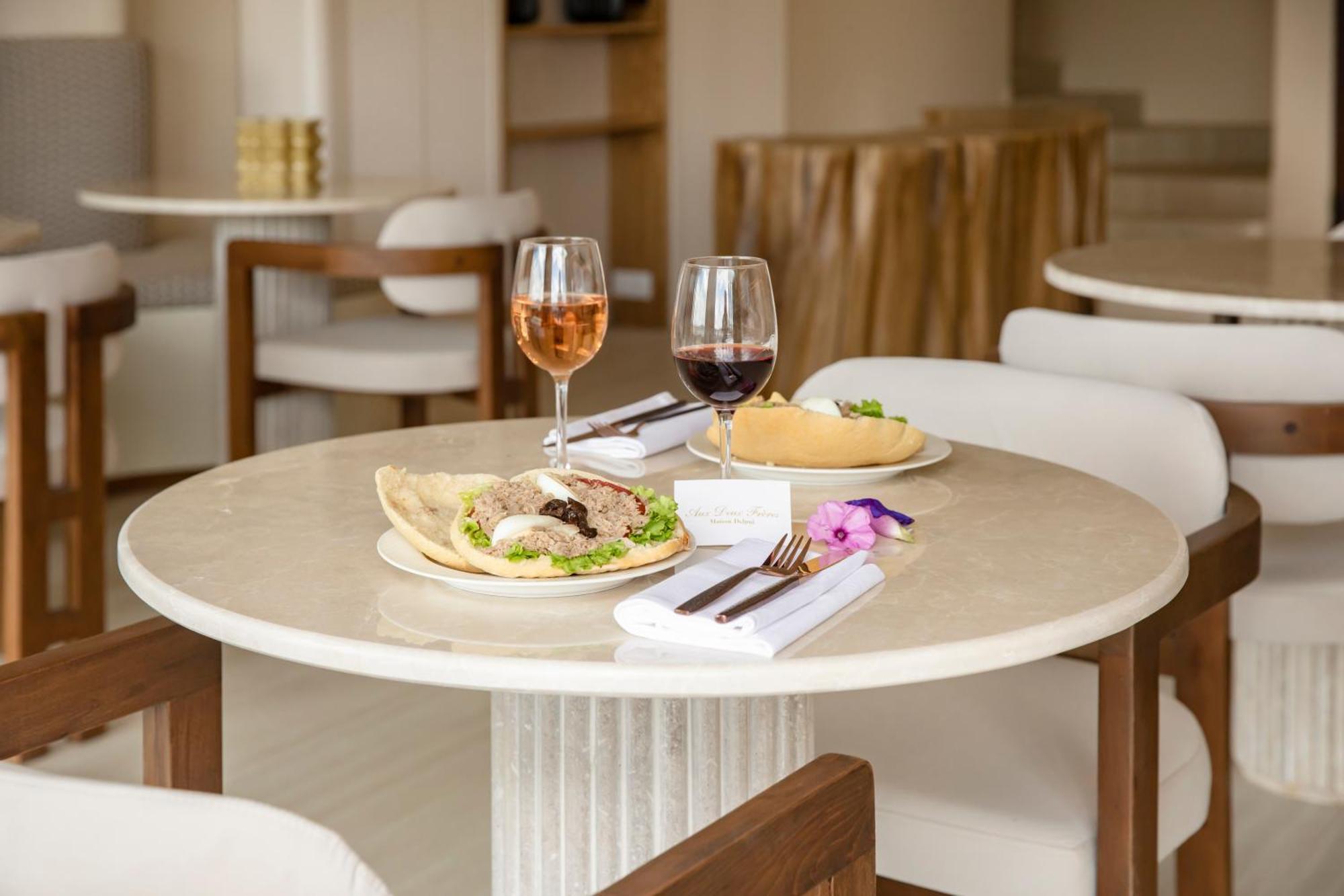 Hotel Tinah Saint-Tropez Zewnętrze zdjęcie