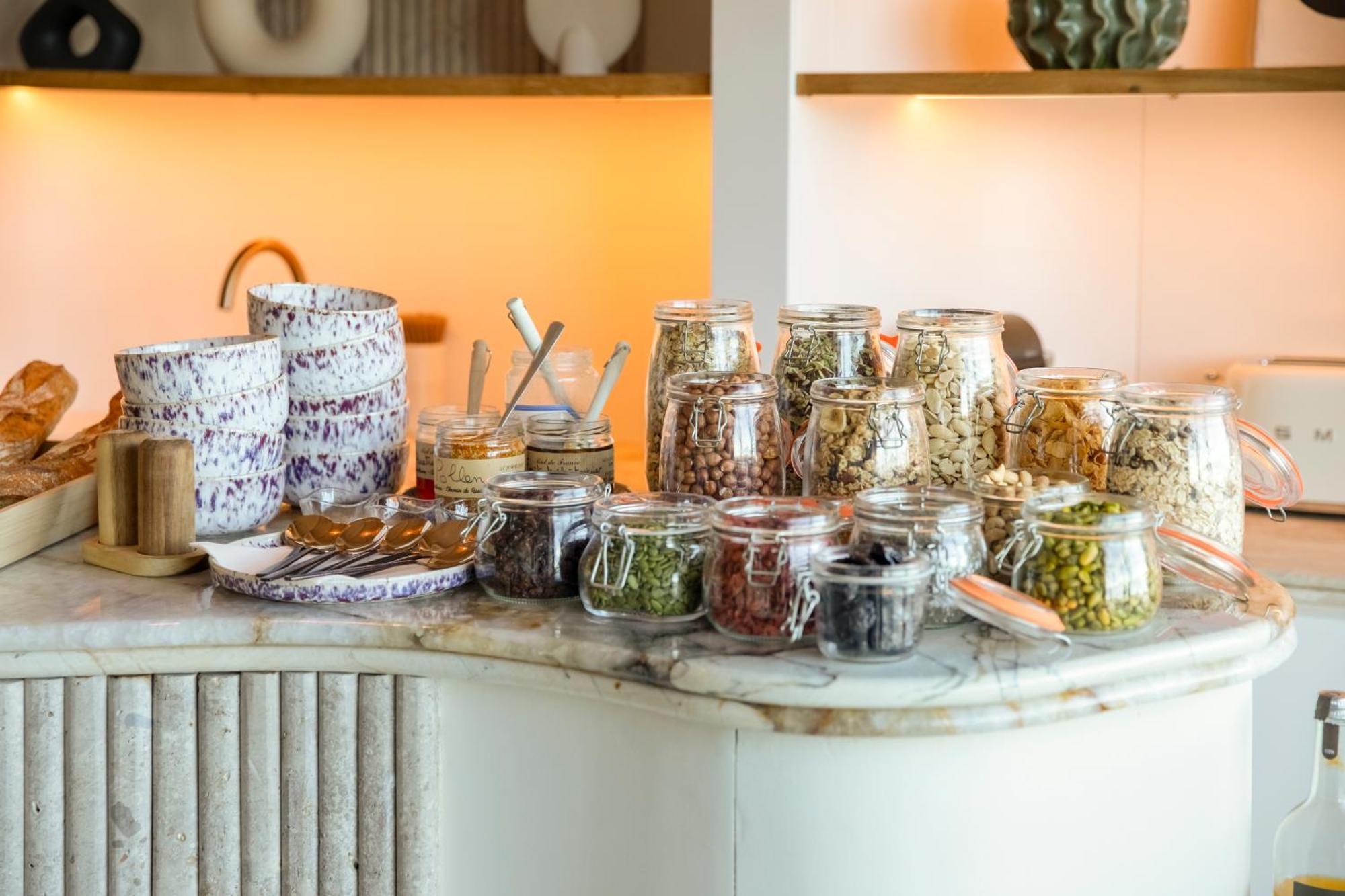Hotel Tinah Saint-Tropez Zewnętrze zdjęcie